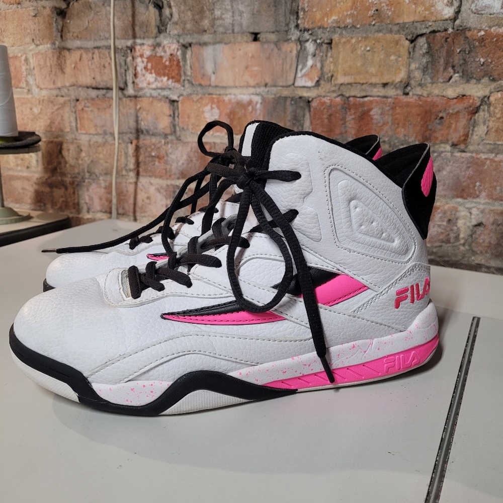 Fila Pink and White High-Top Sneakers with Retro Style